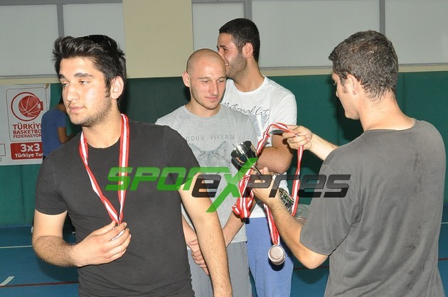 Sakarya'da 3x3 Basketbol şöleni yapıldı