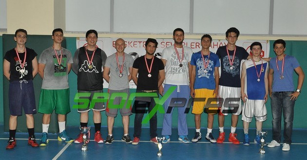 Sakarya'da 3x3 Basketbol şöleni yapıldı