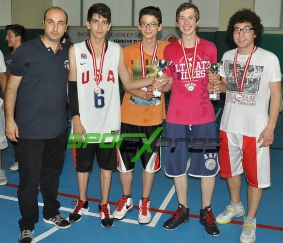 Sakarya'da 3x3 Basketbol şöleni yapıldı