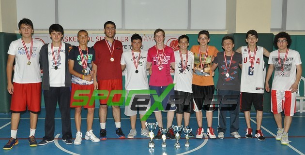 Sakarya'da 3x3 Basketbol şöleni yapıldı