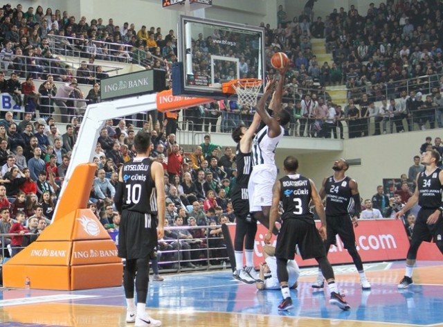 Sakarya Büyükşehir-Beşiktaş: 69-75