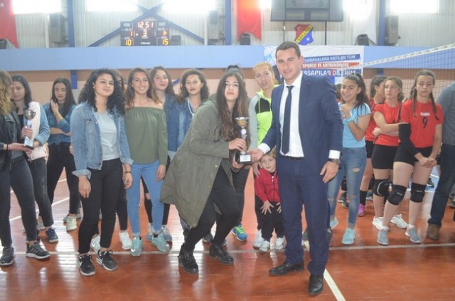 Gençler Voleybolda Şampiyonlar belli oldu