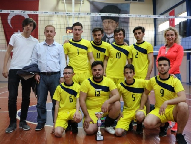 Gençler Voleybolda Şampiyonlar belli oldu