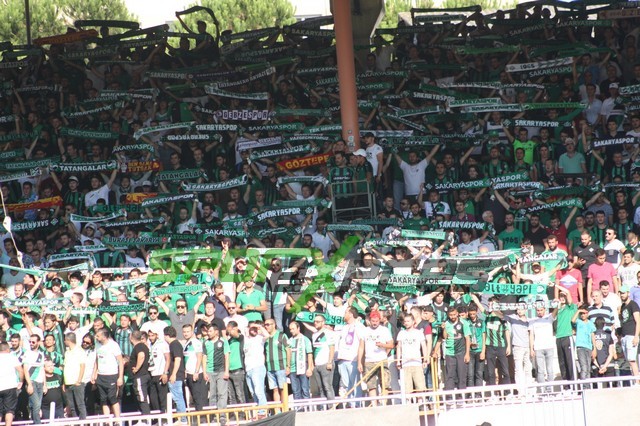 Sakaryaspor-Karşıyaka maçı