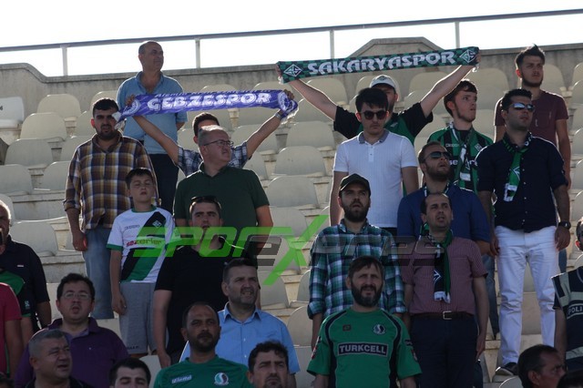 Sakaryaspor-Karşıyaka maçı