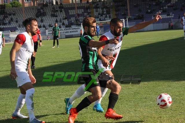 Sakaryaspor-Karşıyaka maçı