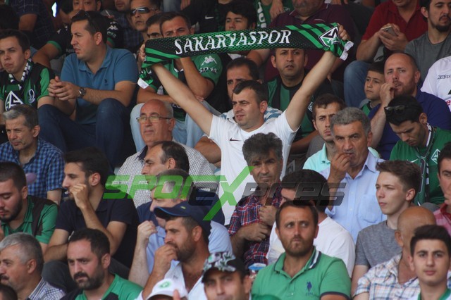 Sakaryaspor-Karşıyaka maçı