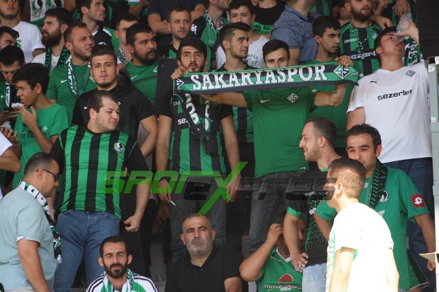 Sakaryaspor-Karşıyaka maçı