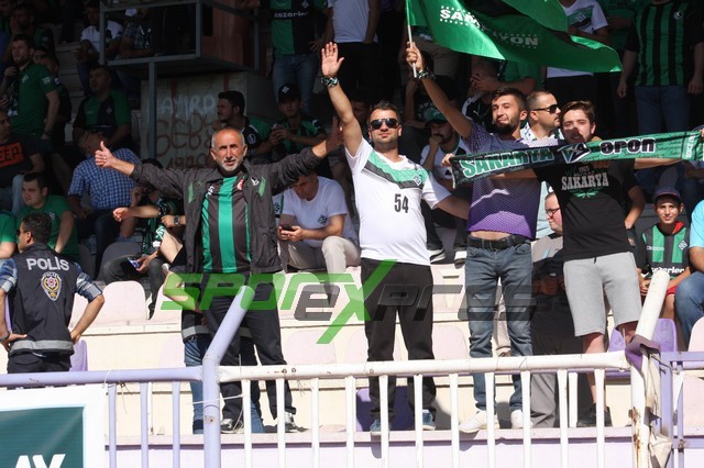 Sakaryaspor-Karşıyaka maçı