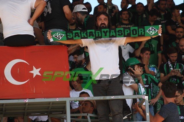 Sakaryaspor-Karşıyaka maçı