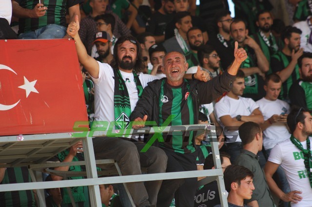 Sakaryaspor-Karşıyaka maçı