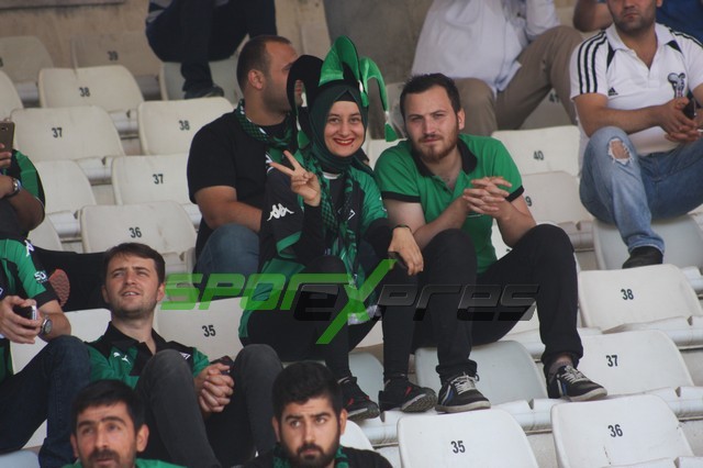 Sakaryaspor-Karşıyaka maçı