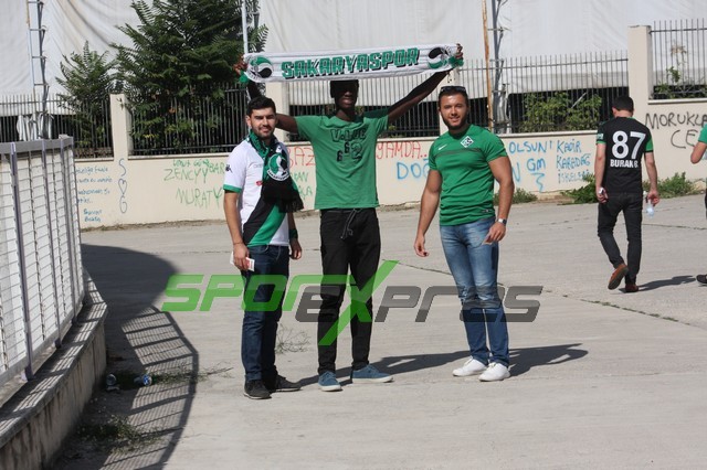 Sakaryaspor-Karşıyaka maçı