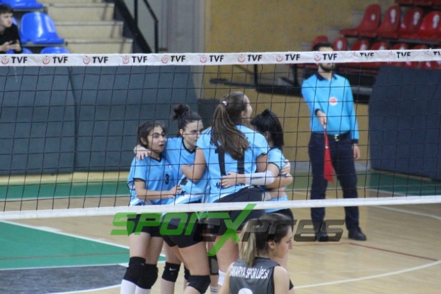 KIZLARDA ŞAMPİYON HENDEK MTAL
