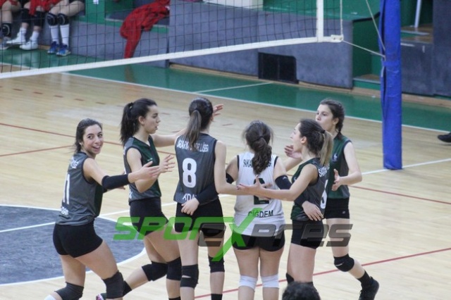 KIZLARDA ŞAMPİYON HENDEK MTAL