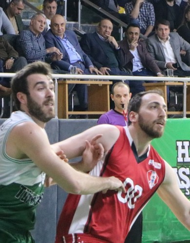 Sakarya Büyükşehir-Samsun Büyükşehir: 86-74