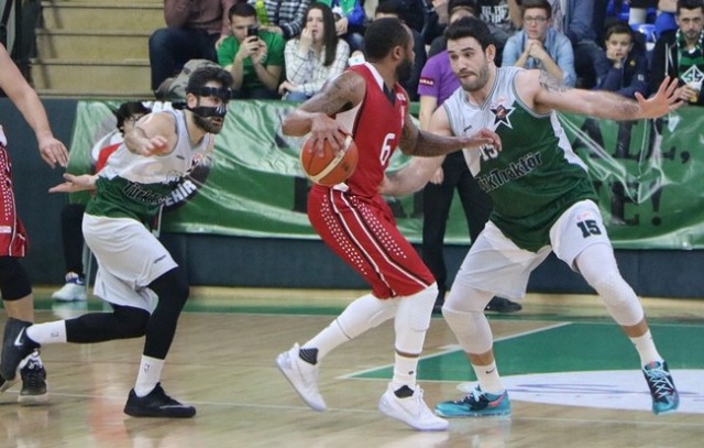 Sakarya Büyükşehir-Samsun Büyükşehir: 86-74