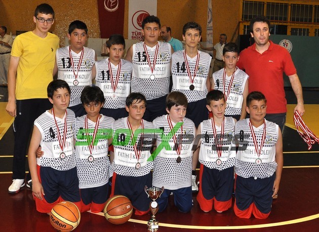 Küçükler Basketnol'da Şampiyon Sakarya Yıldızlar