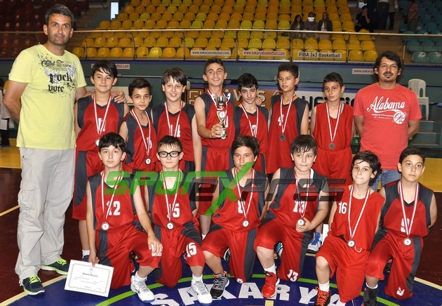 Küçükler Basketnol'da Şampiyon Sakarya Yıldızlar