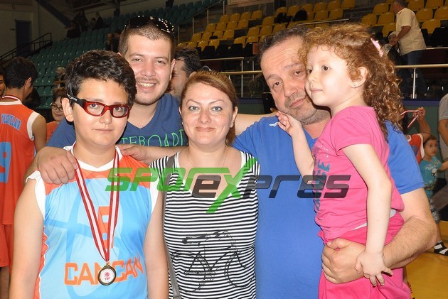 Küçükler Basketnol'da Şampiyon Sakarya Yıldızlar