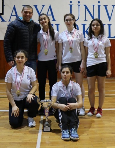 Badmintonda  kupa sevinci
