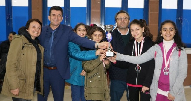 Oryantiringde Şenlik Var