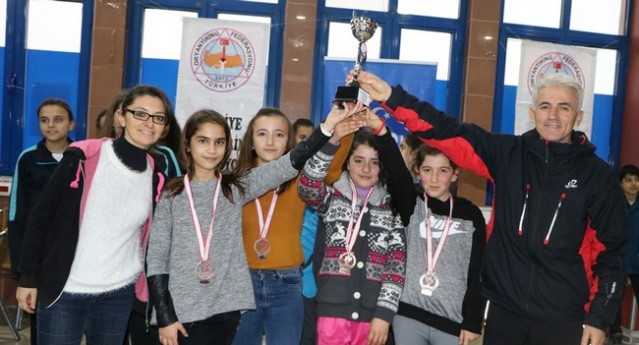 Oryantiringde Şenlik Var