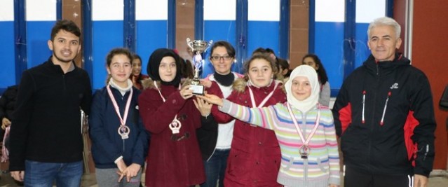 Oryantiringde Şenlik Var