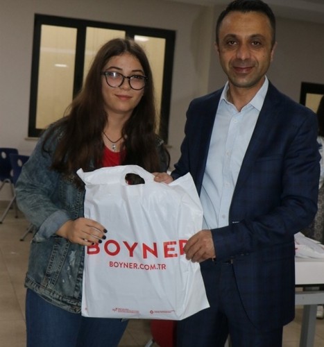 Sakarya Spor Lisesi Şampiyonlarını Ödüllendirdi