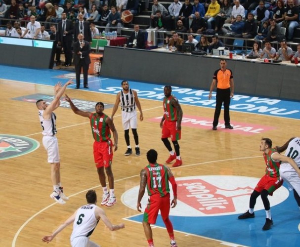 Sakarya Büyükşehir, Karşıyaka’ya acımadı 90-78