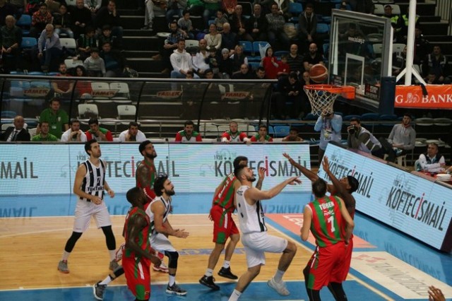 Sakarya Büyükşehir, Karşıyaka’ya acımadı 90-78
