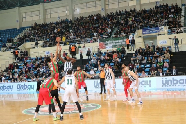 Sakarya Büyükşehir, Karşıyaka’ya acımadı 90-78