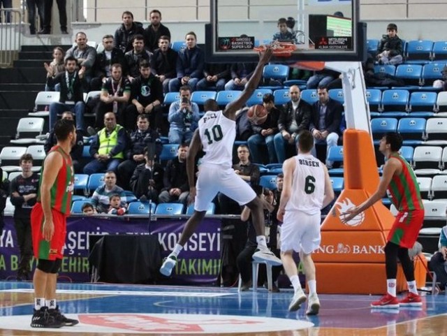 Sakarya Büyükşehir, Karşıyaka’ya acımadı 90-78