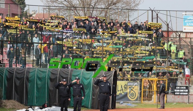 Sakaryaspor-Bayburt Özel İdare maçı
