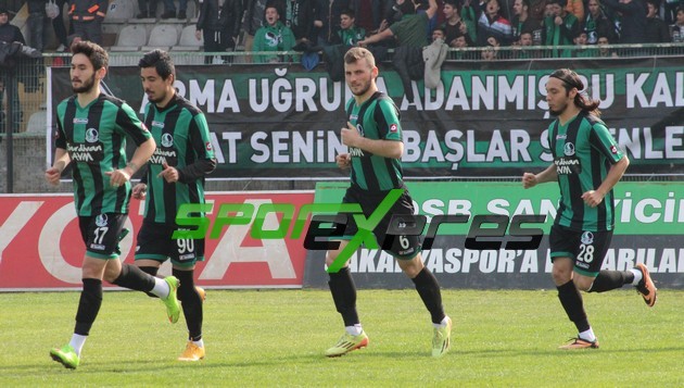 Sakaryaspor-Bayburt Özel İdare maçı