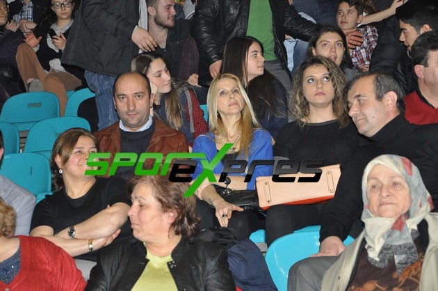 Büyükşehir Belediye eziyor geçiyor: 71-68