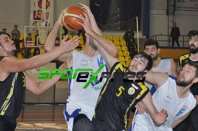 Büyükşehir Belediye eziyor geçiyor: 71-68
