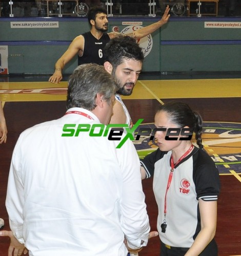 Sakarya Büyükşehir Bel -Selçuklu Belediyespor: 67-69