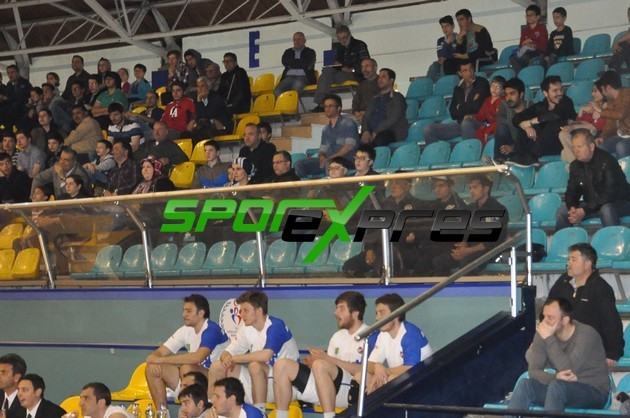 Sakarya Büyükşehir Bel -Selçuklu Belediyespor: 67-69