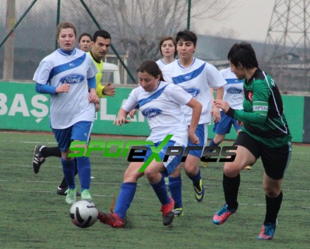 Sakarya Bayan Futbol- Karşıyaka Kolejispor:0-2