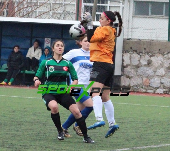 Sakarya Bayan Futbol- Karşıyaka Kolejispor:0-2