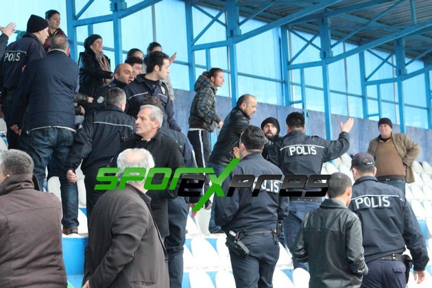 Sakarya Bayan Futbol- Karşıyaka Kolejispor:0-2