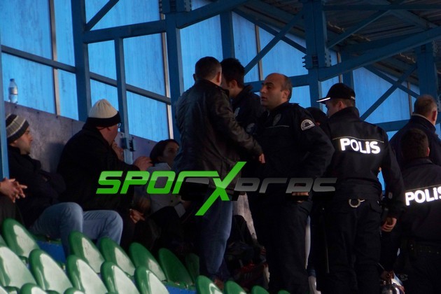 Sakarya Bayan Futbol- Karşıyaka Kolejispor:0-2