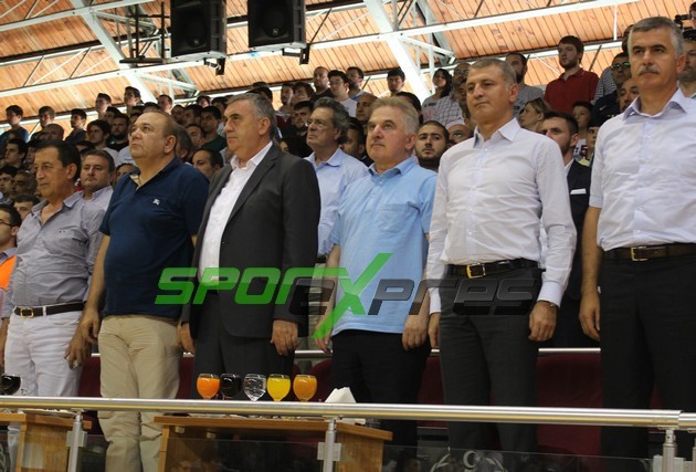 Büyükşehir Belediyespor sezonu Beşiktaş ile açtı