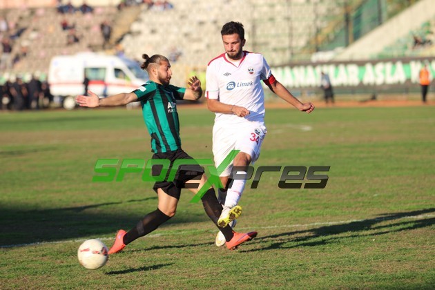 Sakaryaspor-Diyarbekirspor:0-0