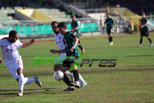 Sakaryaspor-Diyarbekirspor:0-0