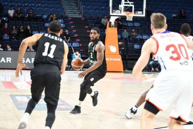 Büyükşehir Basket, Efes'e direnemedi 83-68