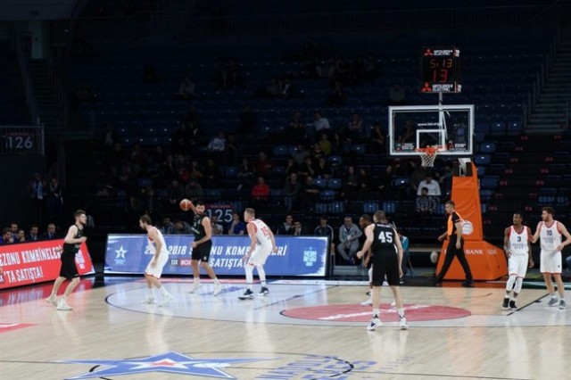 Büyükşehir Basket, Efes'e direnemedi 83-68