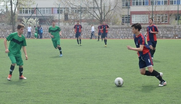 Liseler Futbolda Şampiyon Endüstri Meslek Lisesi