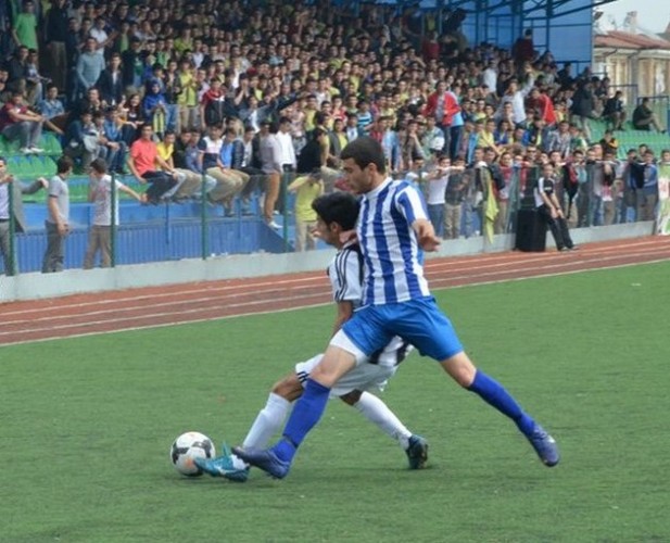 Liseler Futbolda Şampiyon Endüstri Meslek Lisesi